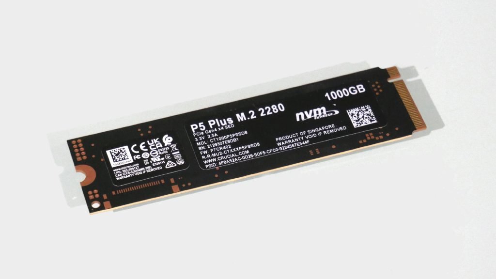 Crucial P5 Plus 1TB NVMe M.2 SSD - Almacenamiento Rápido de 6600 MB/s, Ideal para Gaming y Edición de Contenidos en PC y Laptops