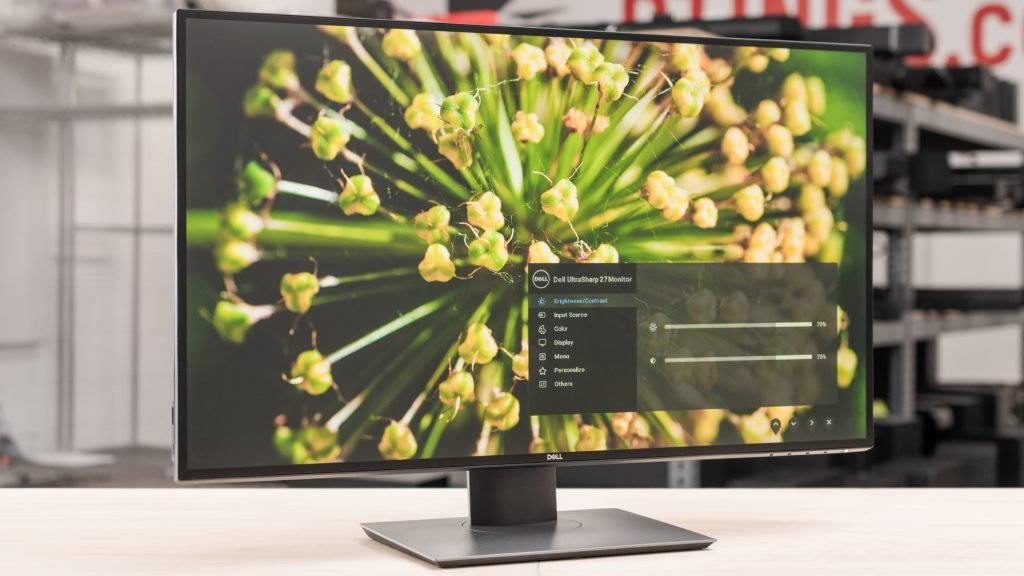 Dell UltraSharp U2720Q - Monitor 27 4K UHD IPS, 99% sRGB, 60Hz, Ideal para Fotografía y Diseño Profesional